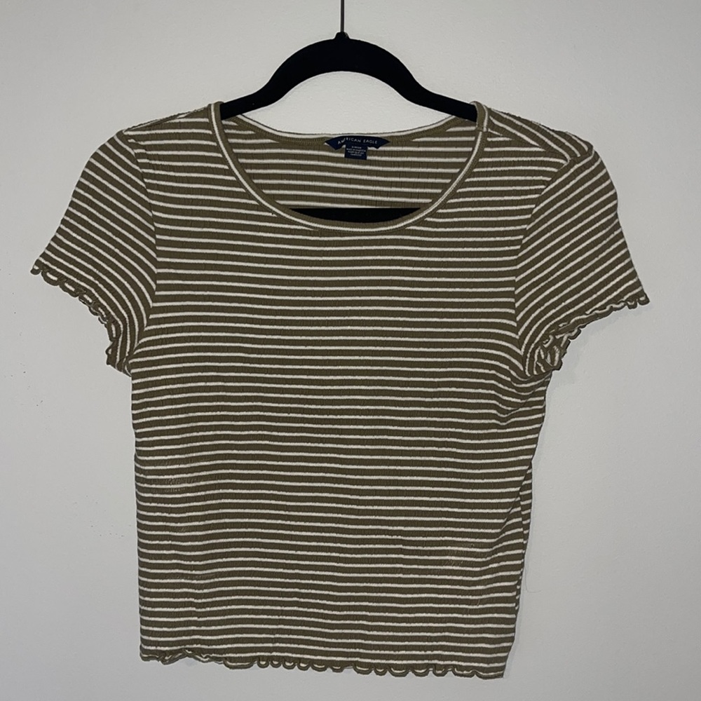 American Eagle Short Sleeve